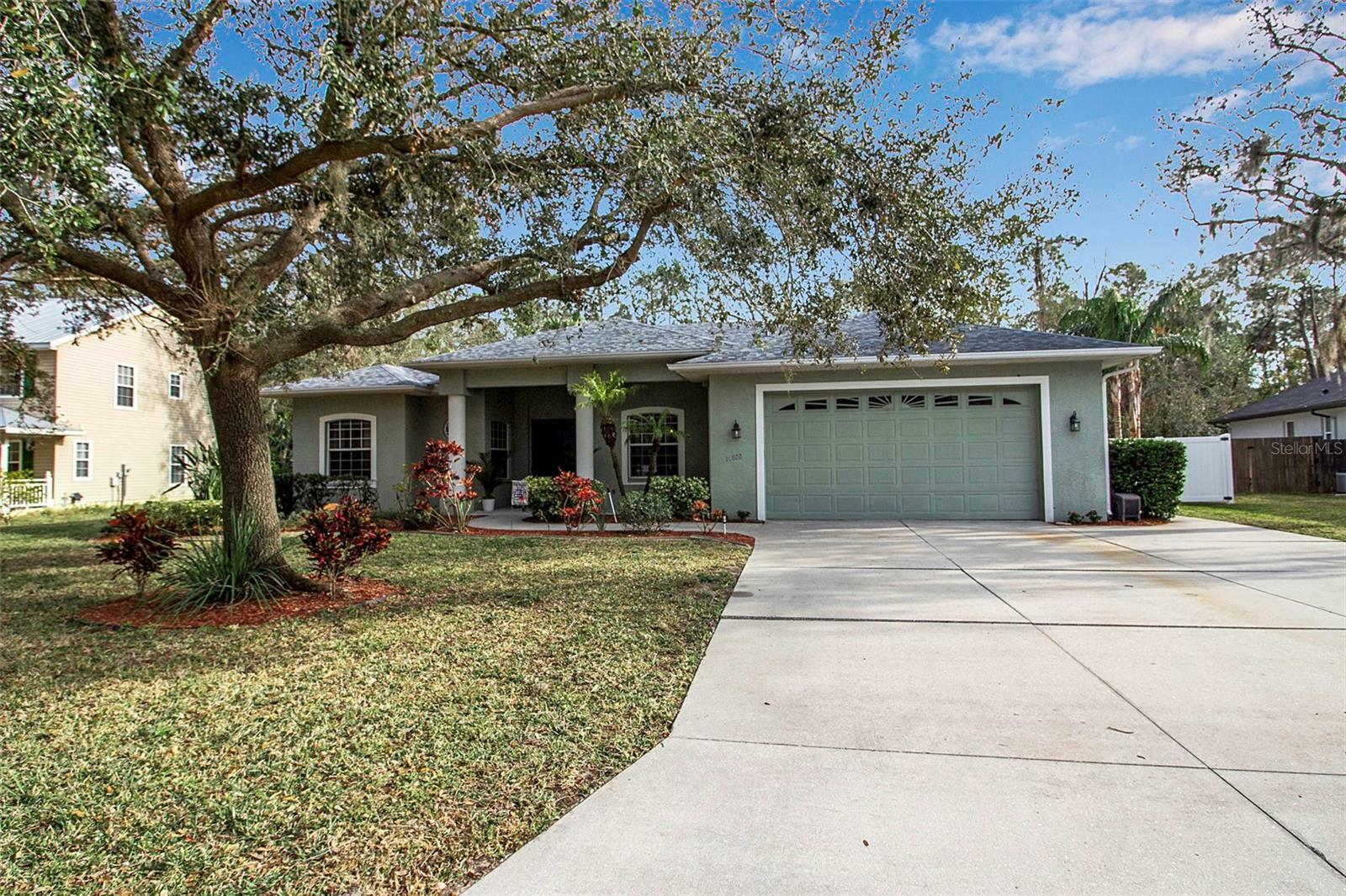 Property Photo: 14802 7th Avenue E FL 34212