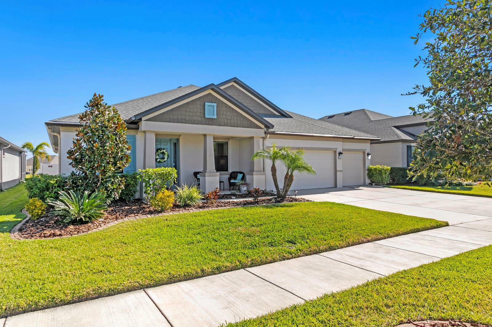 Property Photo:  13614 Tonya Anne Drive  FL 33579 