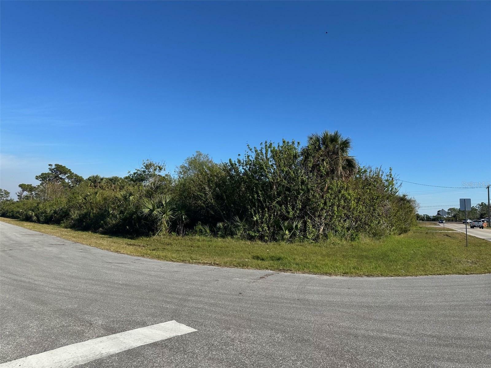 Property Photo:  2350 Cornelius Boulevard  FL 33953 