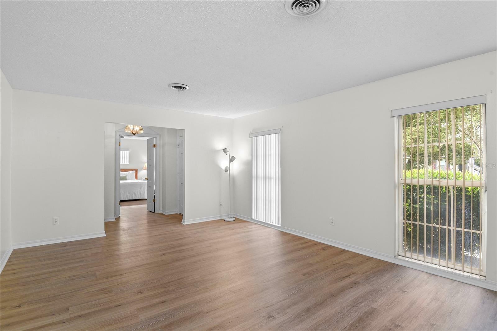 Property Photo: 2823 Cady Way FL 32792