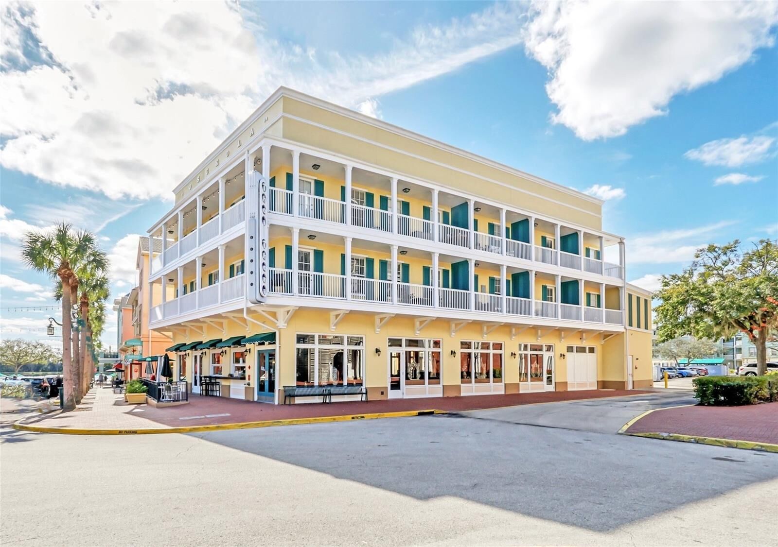 Property Photo: 600 Market Street 210 FL 34747