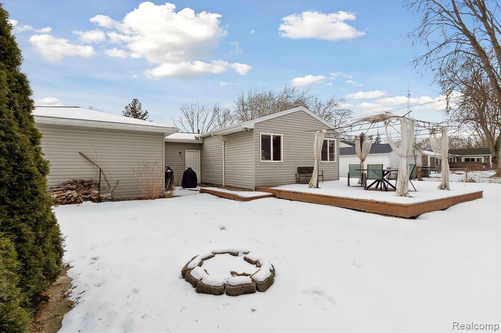 Property Photo:  50770 Gravel Ridge  MI 48317 1128 