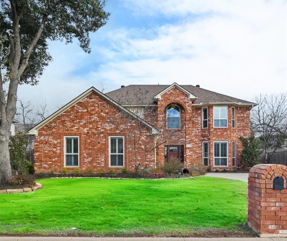 Property Photo: 4107 Plumwood Drive TX 76016