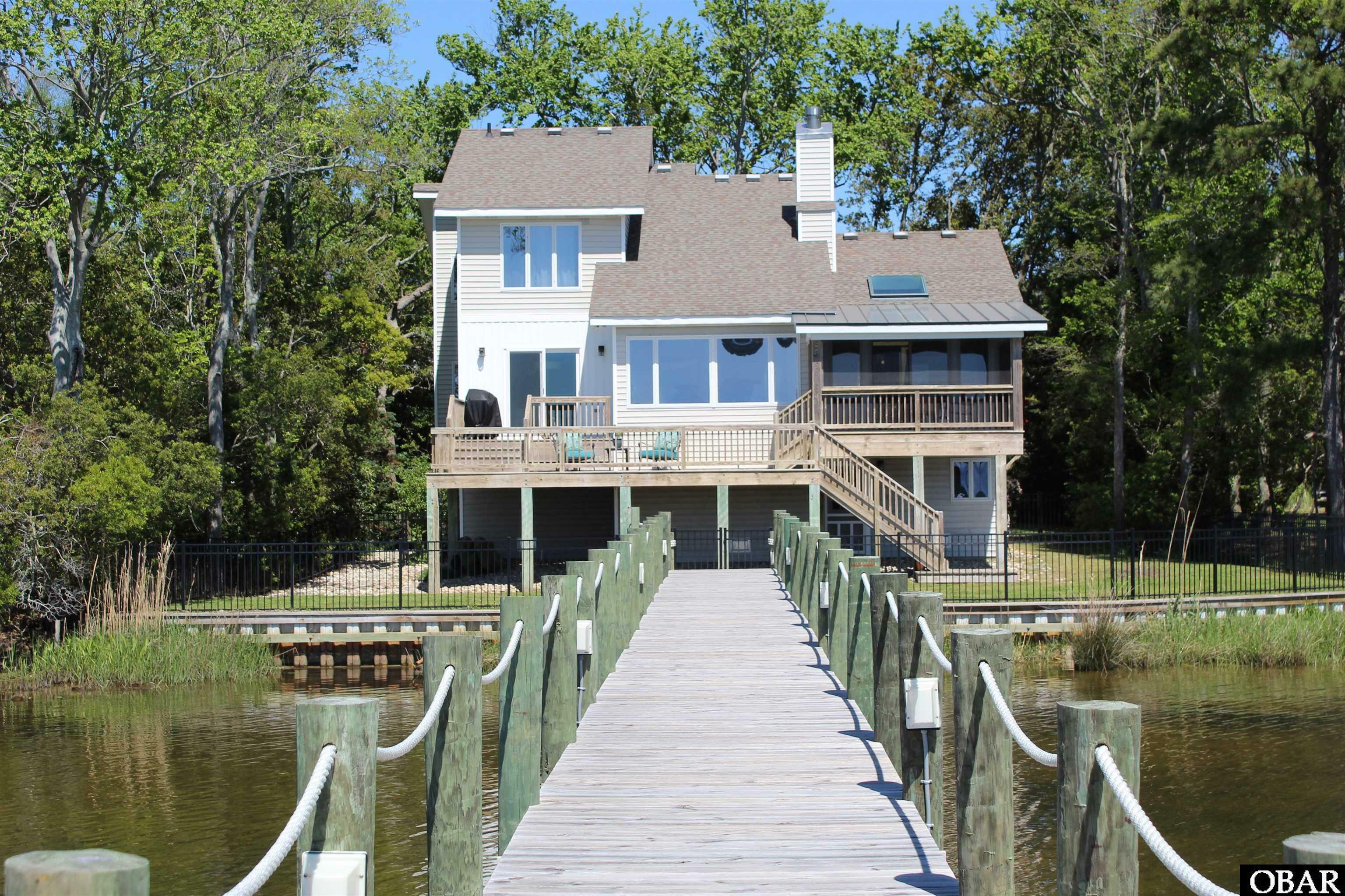 Property Photo:  1406 Captains Circle  NC 27948 