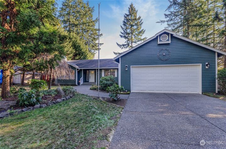 Property Photo:  23110  126th Street E  WA 98321 