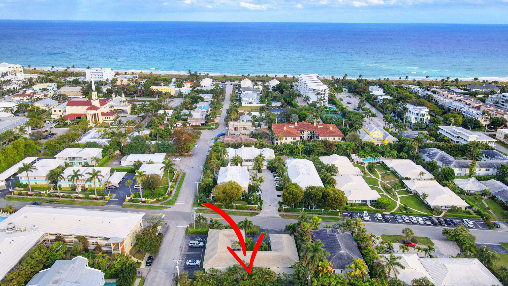 Property Photo: 100 Venetian Drive 3 FL 33483