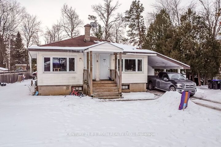 Property Photo:  8 Summerset Place  ON L3W 0G4 