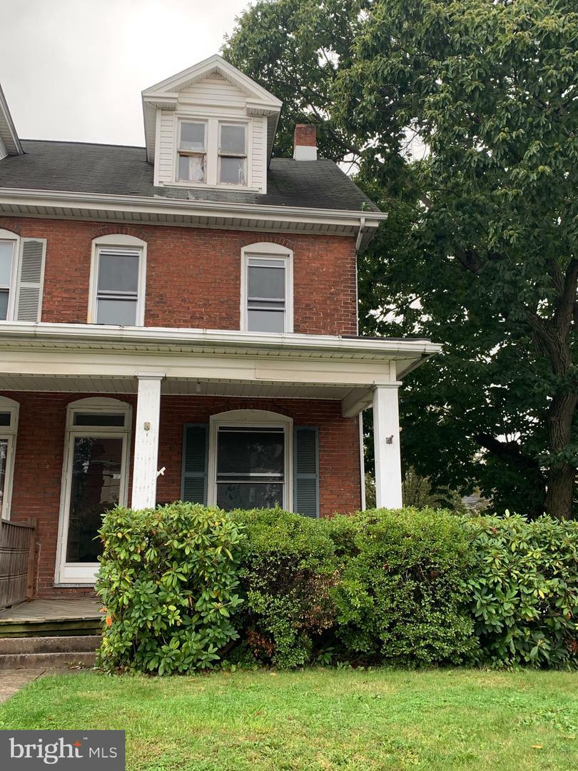 Property Photo:  503 S 3rd Street  PA 17043 