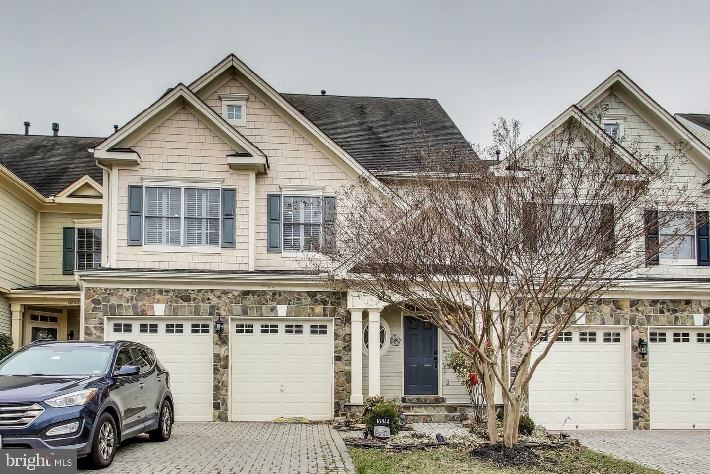 Property Photo:  16844 Panorama Drive  VA 22191 