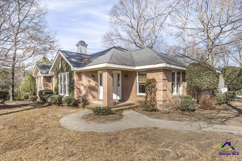 Property Photo:  114 Raintree Drive  GA 31088 