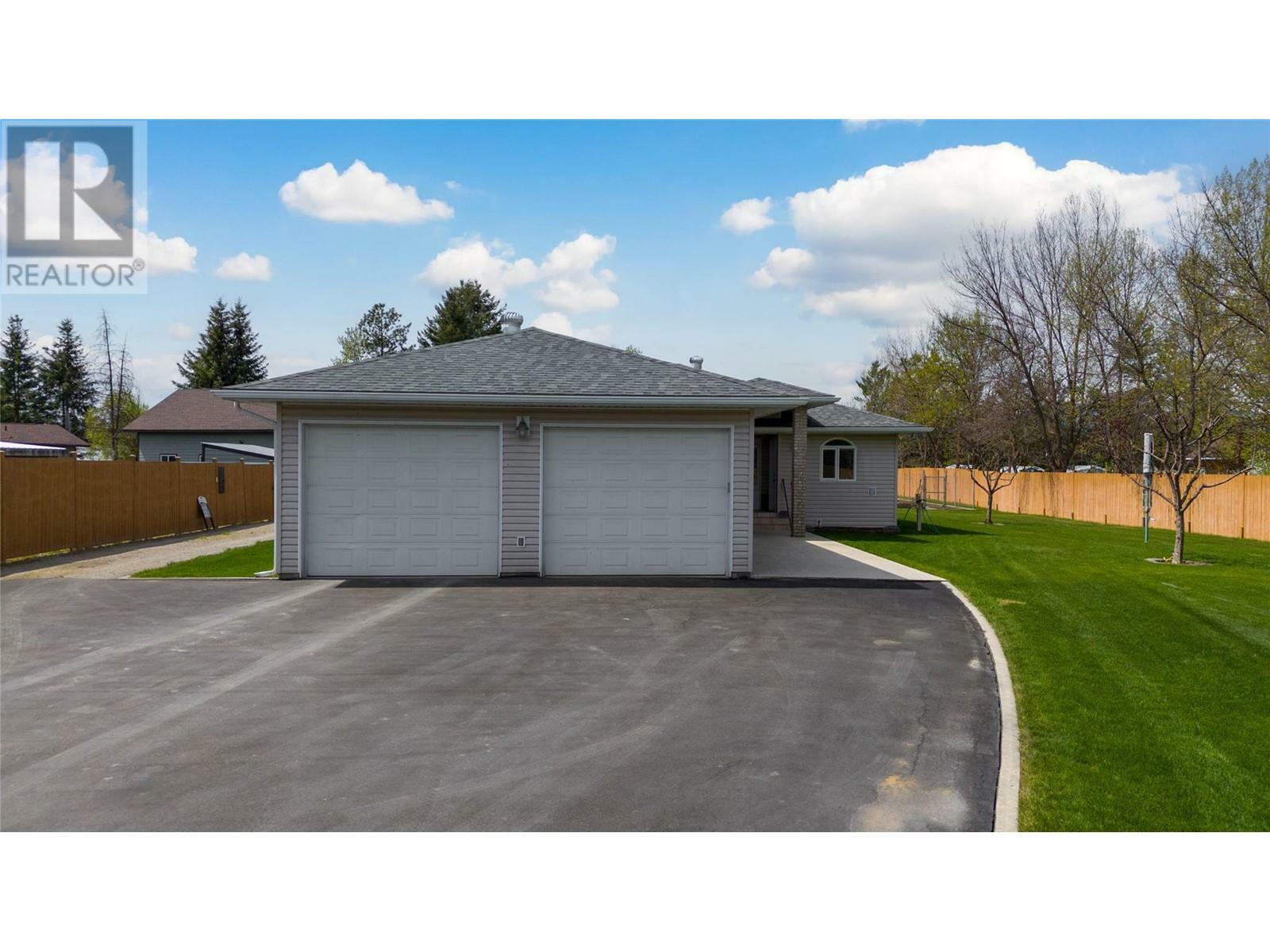 7333 George Road  Jaffray BC V0B 1T0 photo