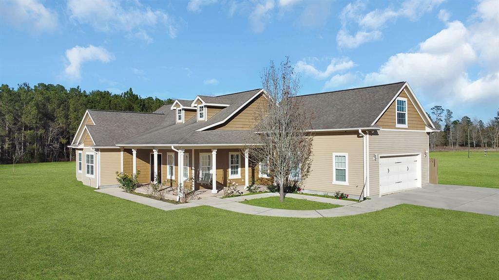 Property Photo: 311 County Road 352 TX 77327