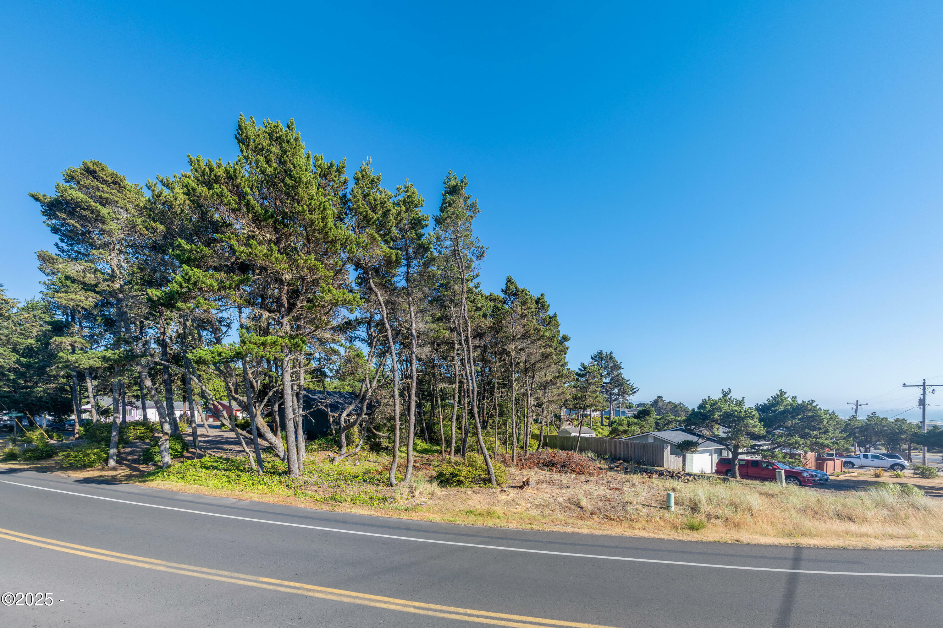 Property Photo: 2017 NW Bayshore Drive OR 97394
