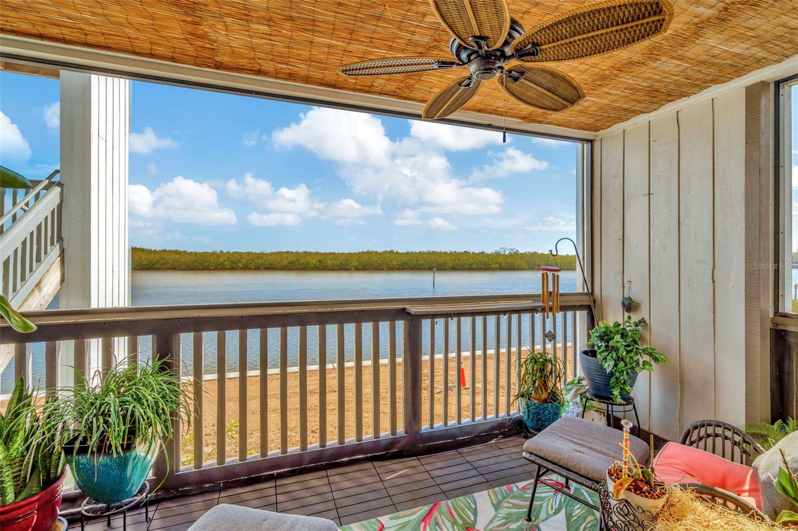 Property Photo: 813 Bahia Del Sol Drive 33 FL 33570