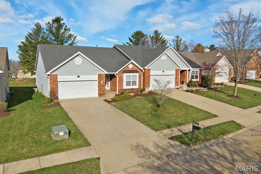 Property Photo: 7421 Timberpoint Court IL 62208