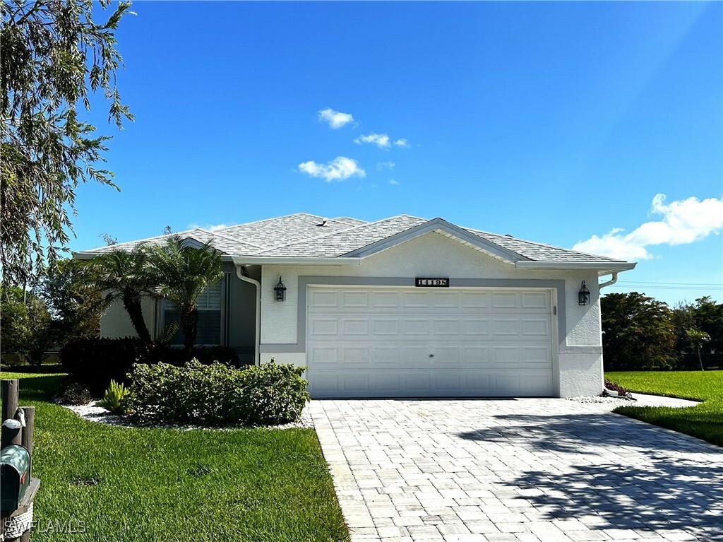 Property Photo:  14198 Grosse Pointe Lane  FL 33919 