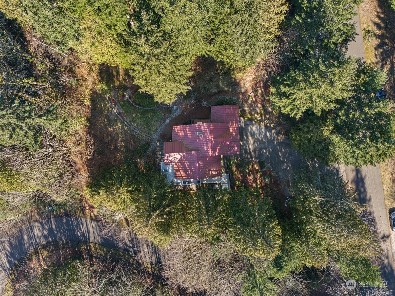 Property Photo:  10025  174th Avenue SE  WA 98059 