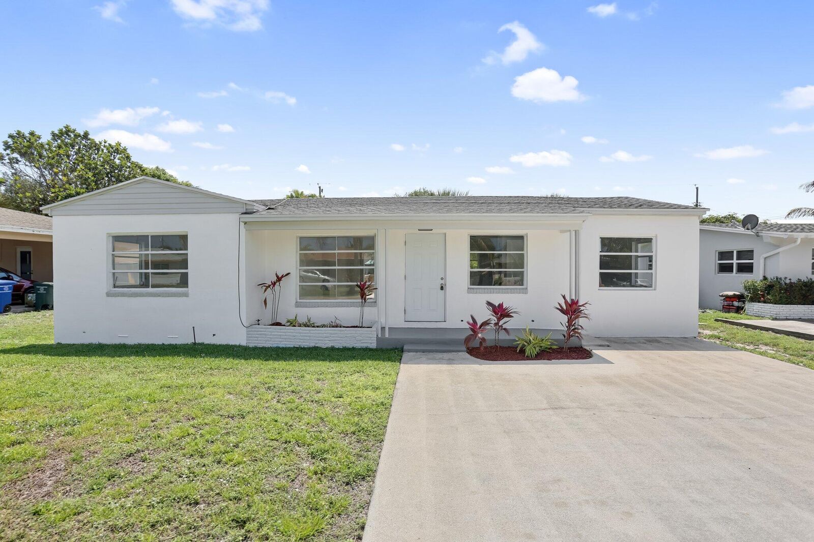 Property Photo:  344 Cypress Drive  FL 33403