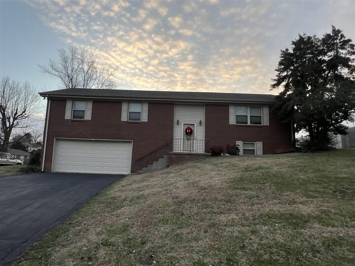 122 Cranbrook Drive  Glasgow KY 42141 photo