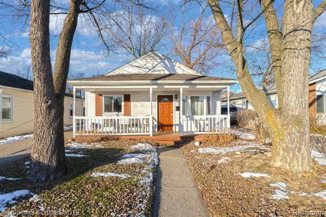 Property Photo:  126 S Campbell Road  MI 48067 