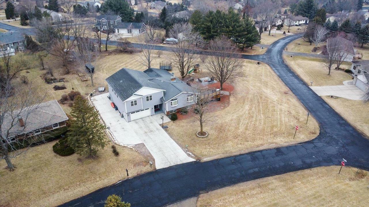 Property Photo:  6791 Prairie View Drive  WI 53590 