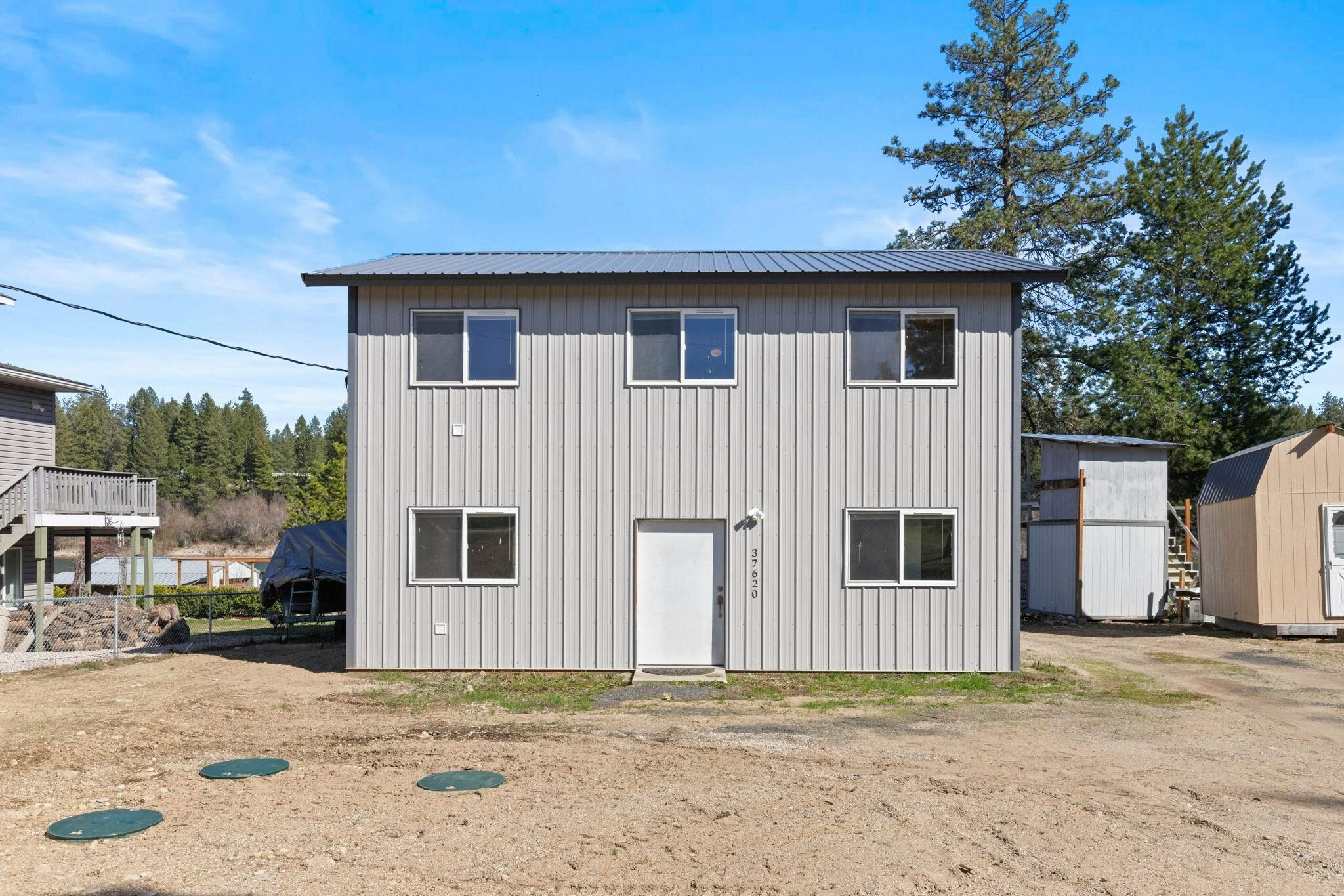 Property Photo:  37620 N Lakeside Dr  WA 99009 