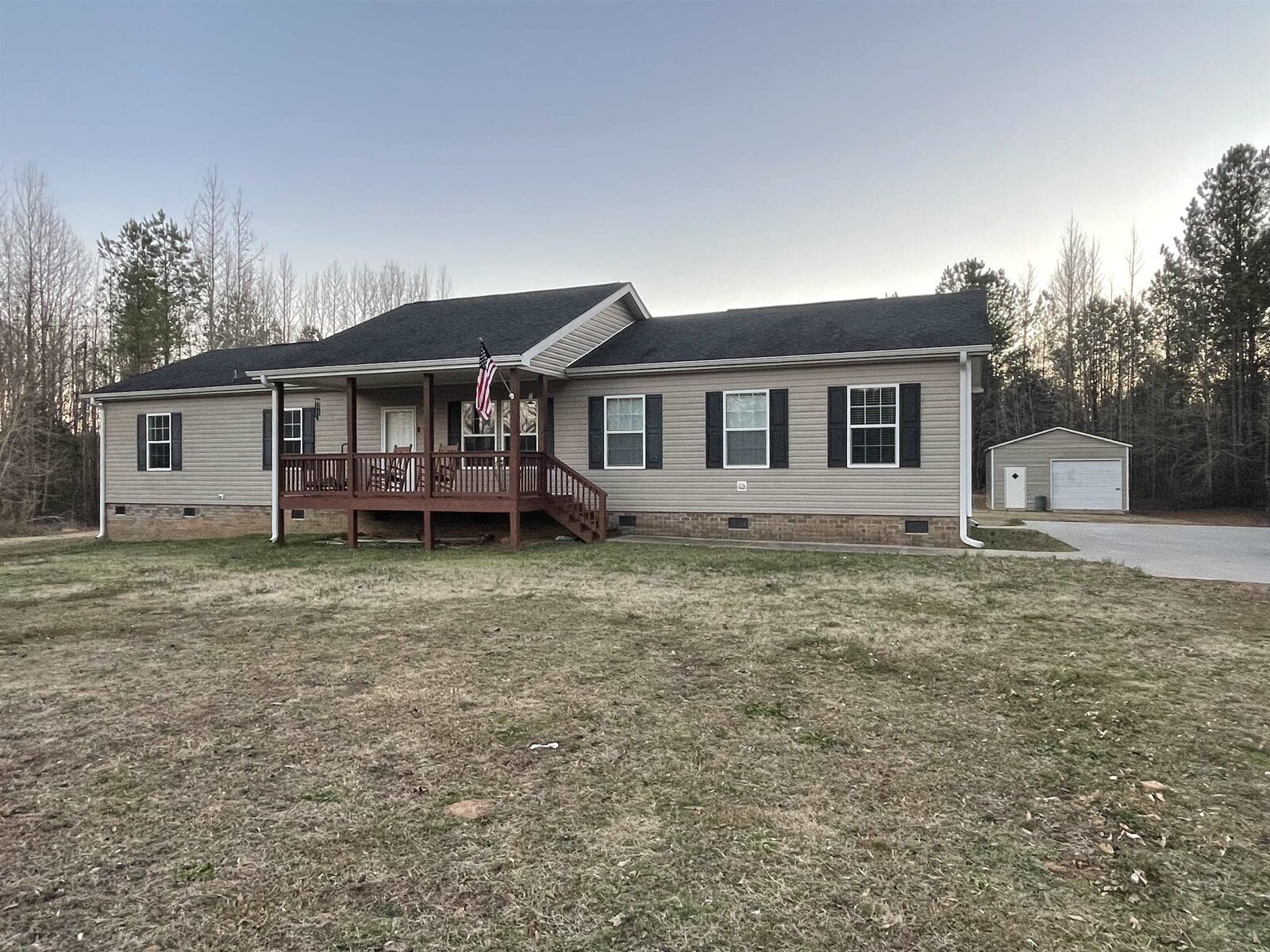 Property Photo:  841 Browning Road  SC 29335 