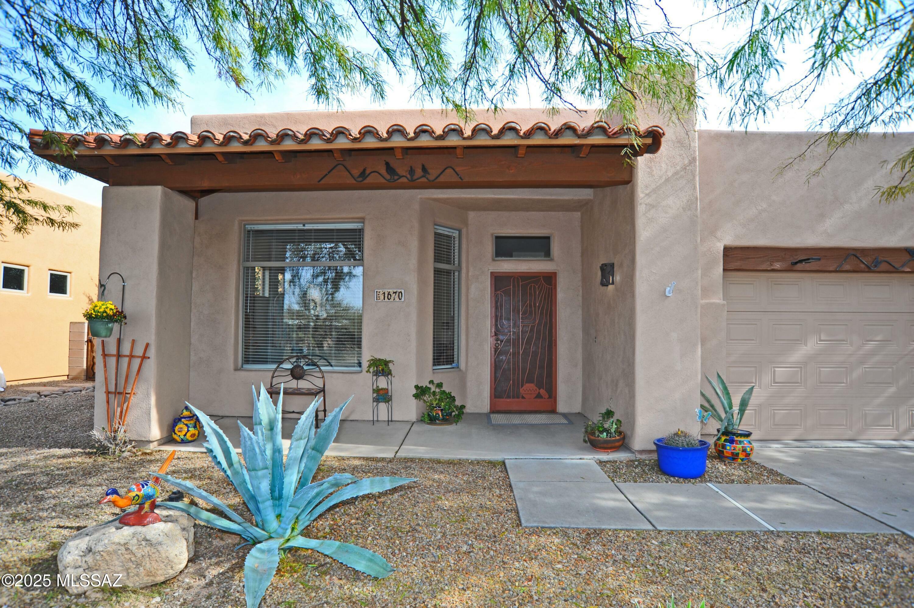 Property Photo:  1670 N Maguire Avenue  AZ 85715 