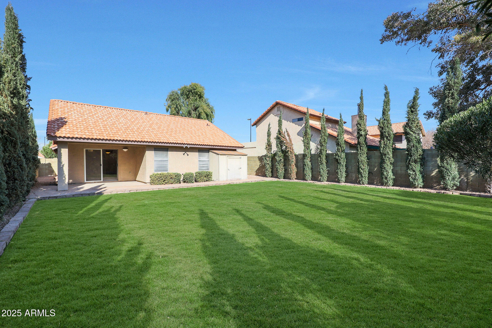 Property Photo: 1207 W Sea Bass Court AZ 85233