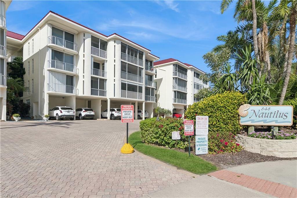 Property Photo:  848 Collier Ct 304  FL 34145 