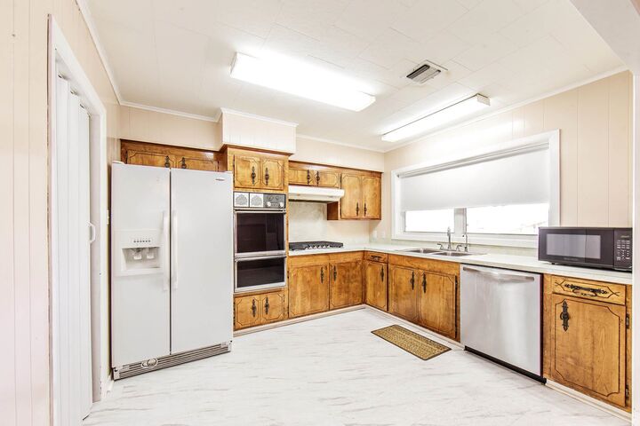 Property Photo: 901 Liberty St LA 70360