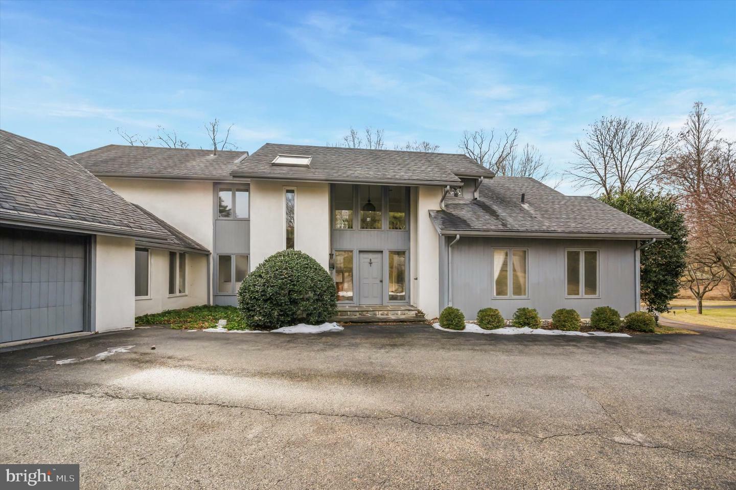 Property Photo:  815 N Brookwood Road  PA 19010 