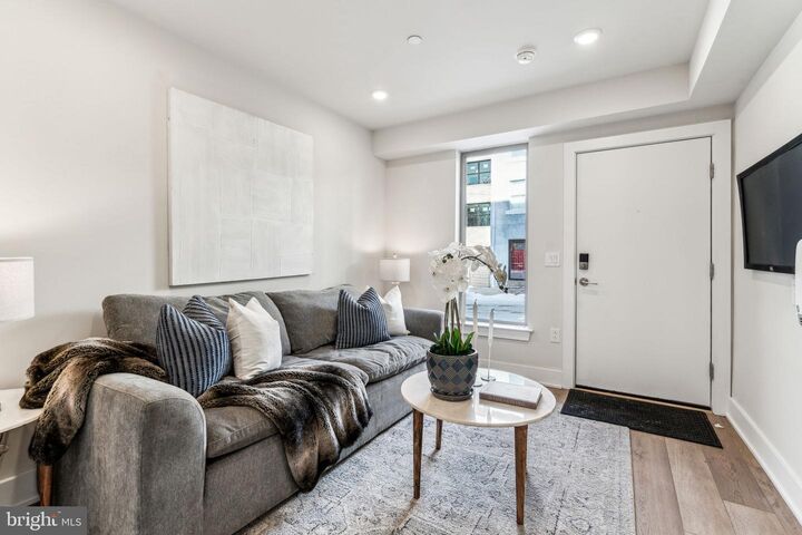 Property Photo: 3205 N 35th Street 10 PA 19129