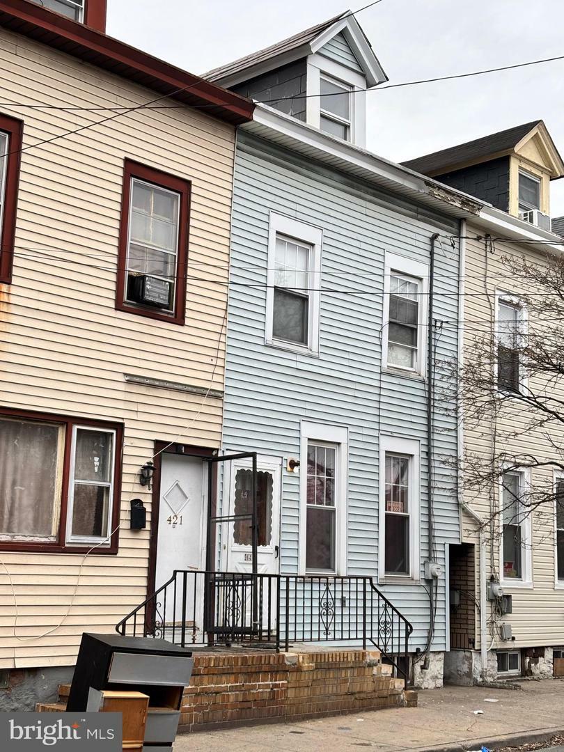 Property Photo:  419 Beatty Street  NJ 08611 