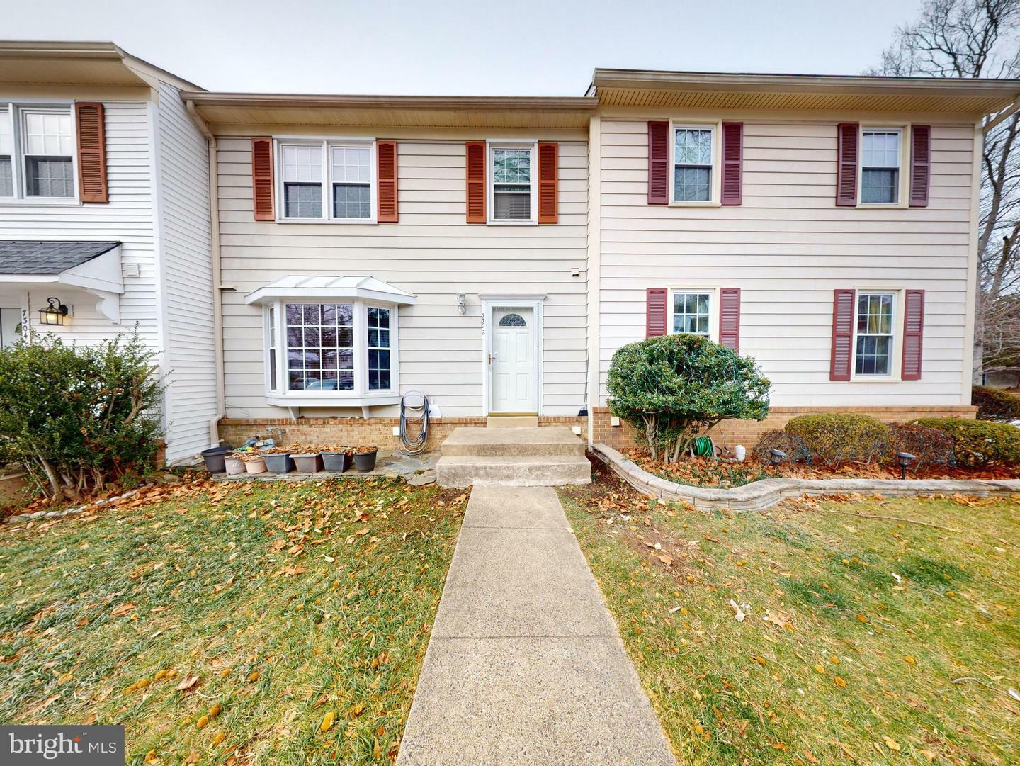 Property Photo:  7302 Rolling Oak Lane  VA 22153 