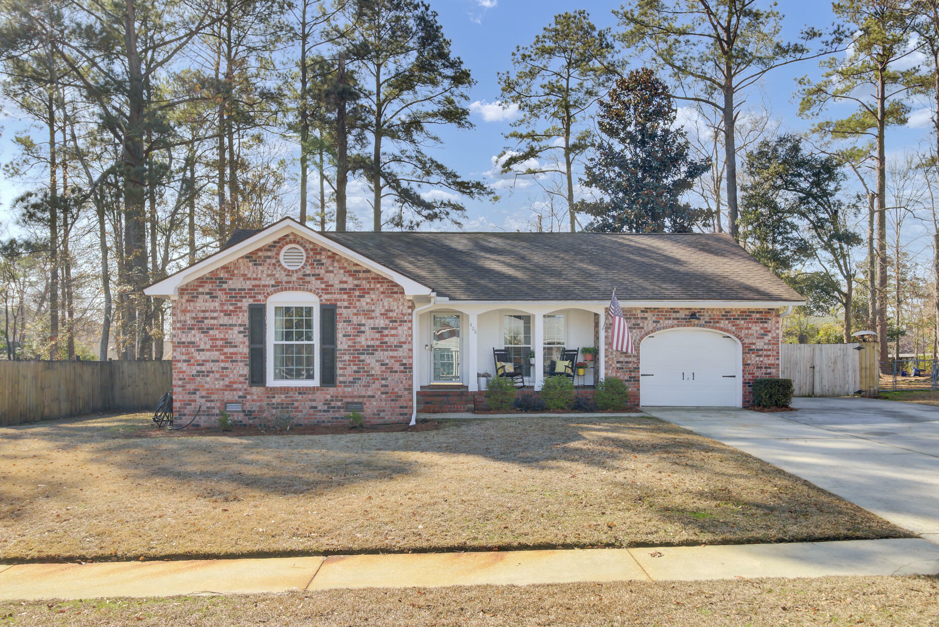 Property Photo:  408 Summercourt Drive  SC 29485 