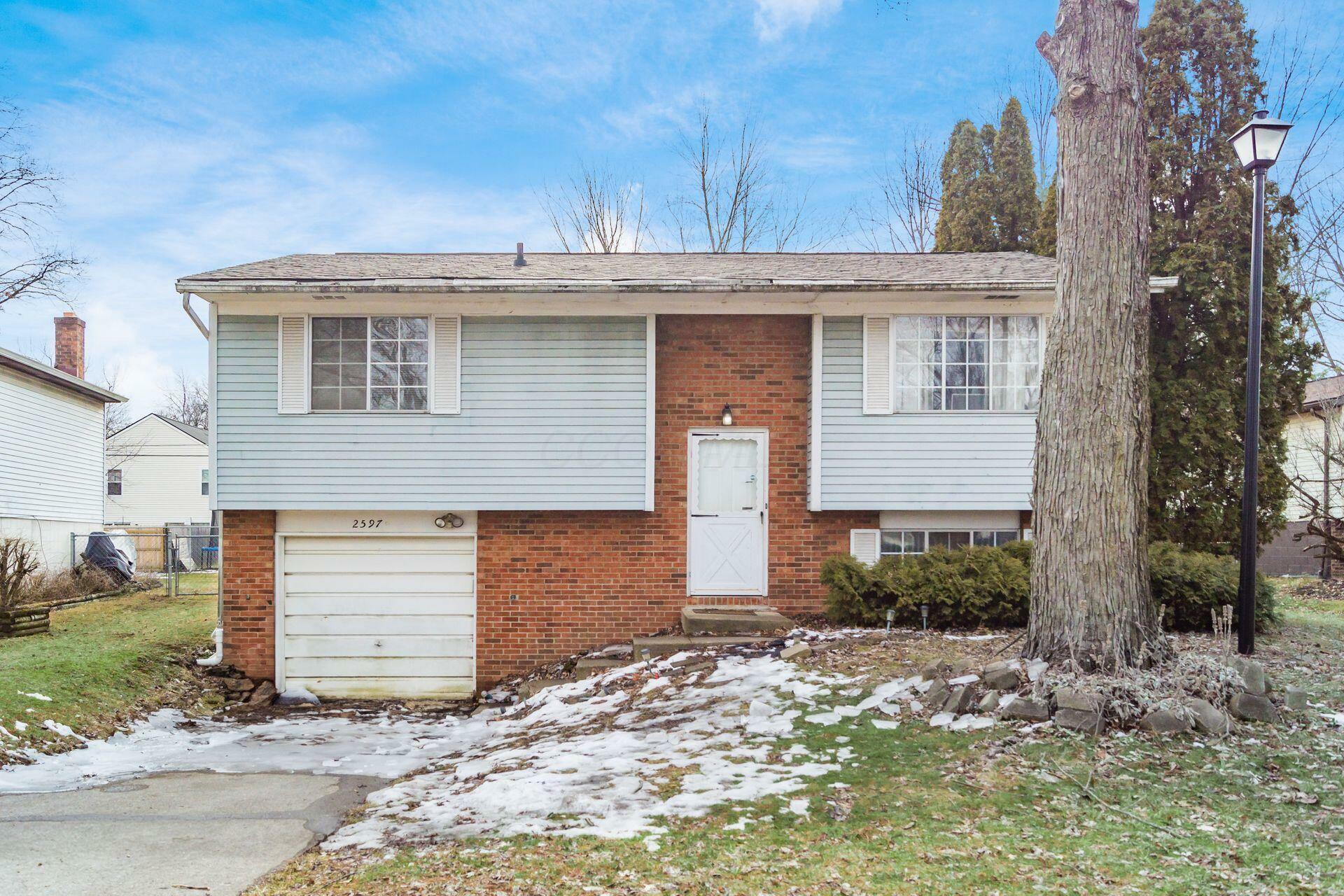 2597 Bretton Woods Drive  Columbus OH 43231 photo