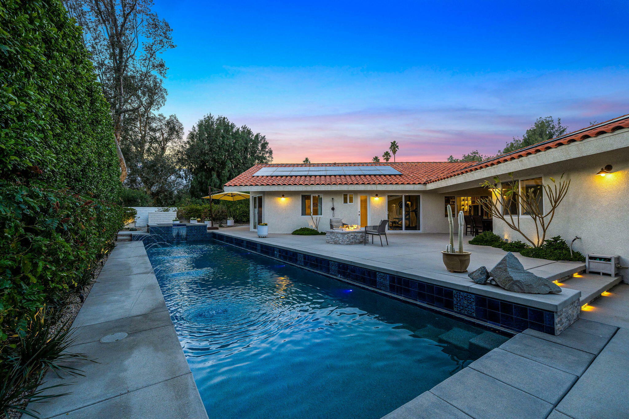 Property Photo: 1190 E Paseo El Mirador CA 92262