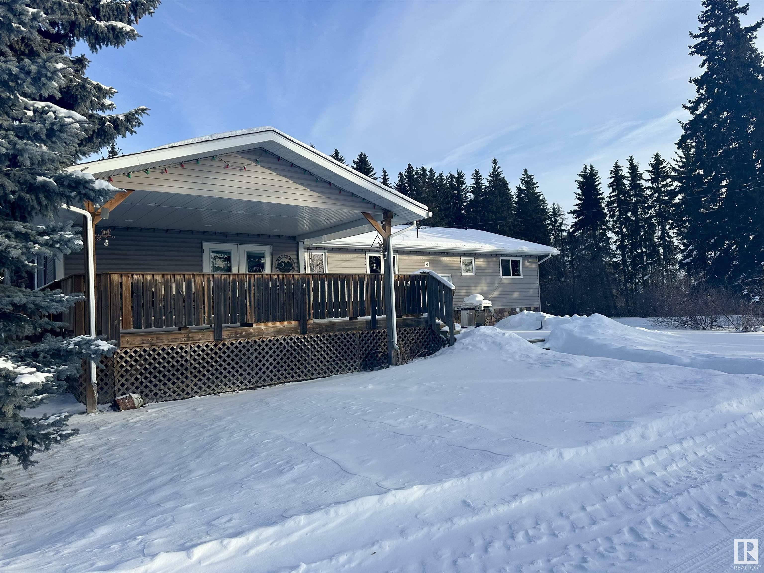 Property Photo:  465076 Rge Rd 240  AB T9A 1X1 