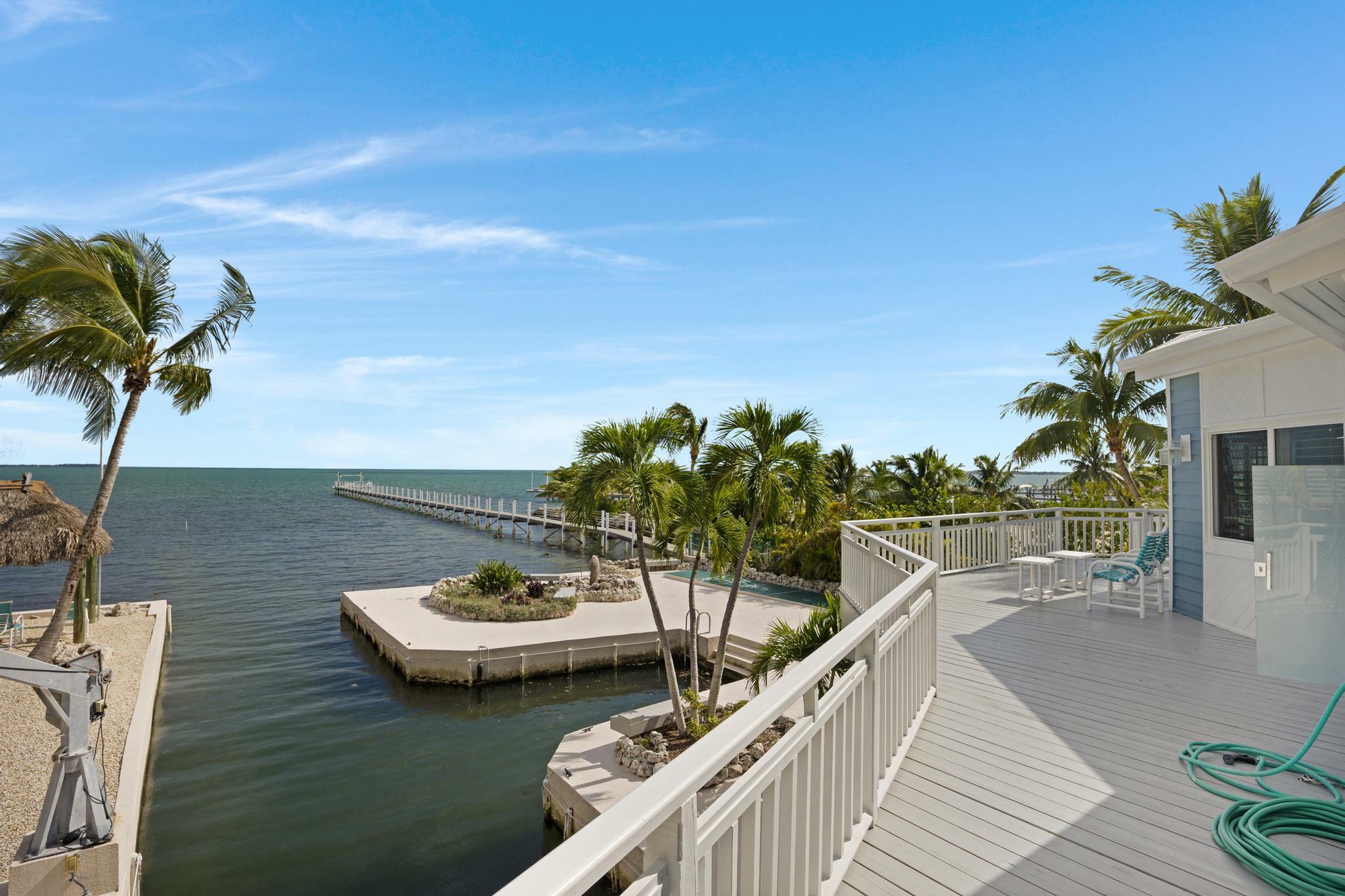 Property Photo:  815 E Shore Drive  FL 33042 