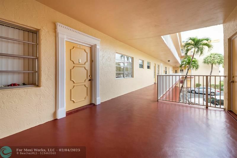 Property Photo:  3940 NW 42nd Ave 218  FL 33319 