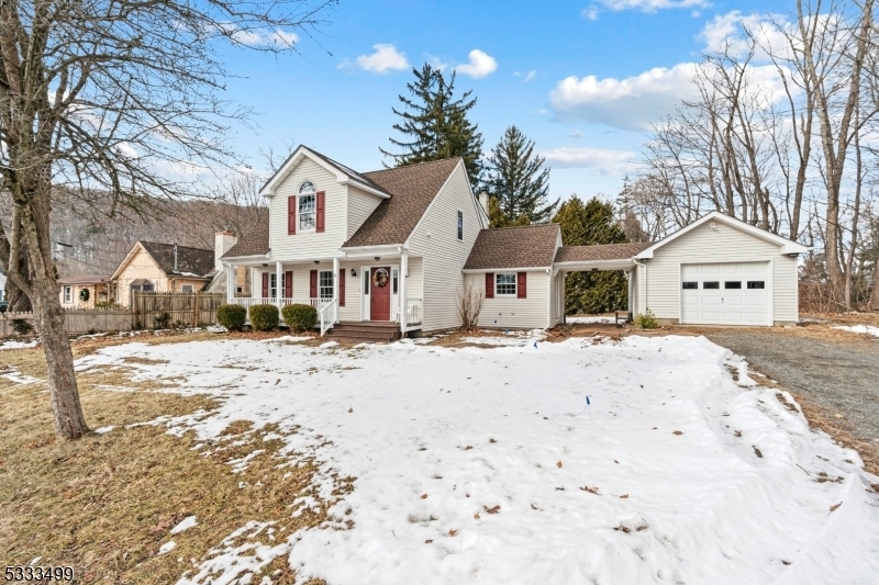 Property Photo:  15 Lenape Trl  NJ 07438 