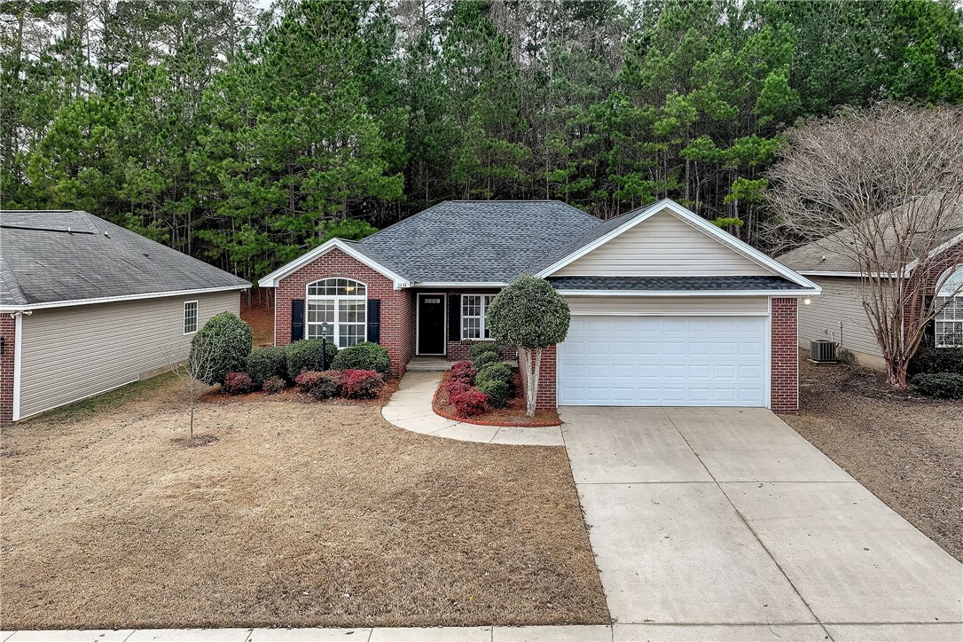 Property Photo: 1431 Bedrock Drive AL 36830