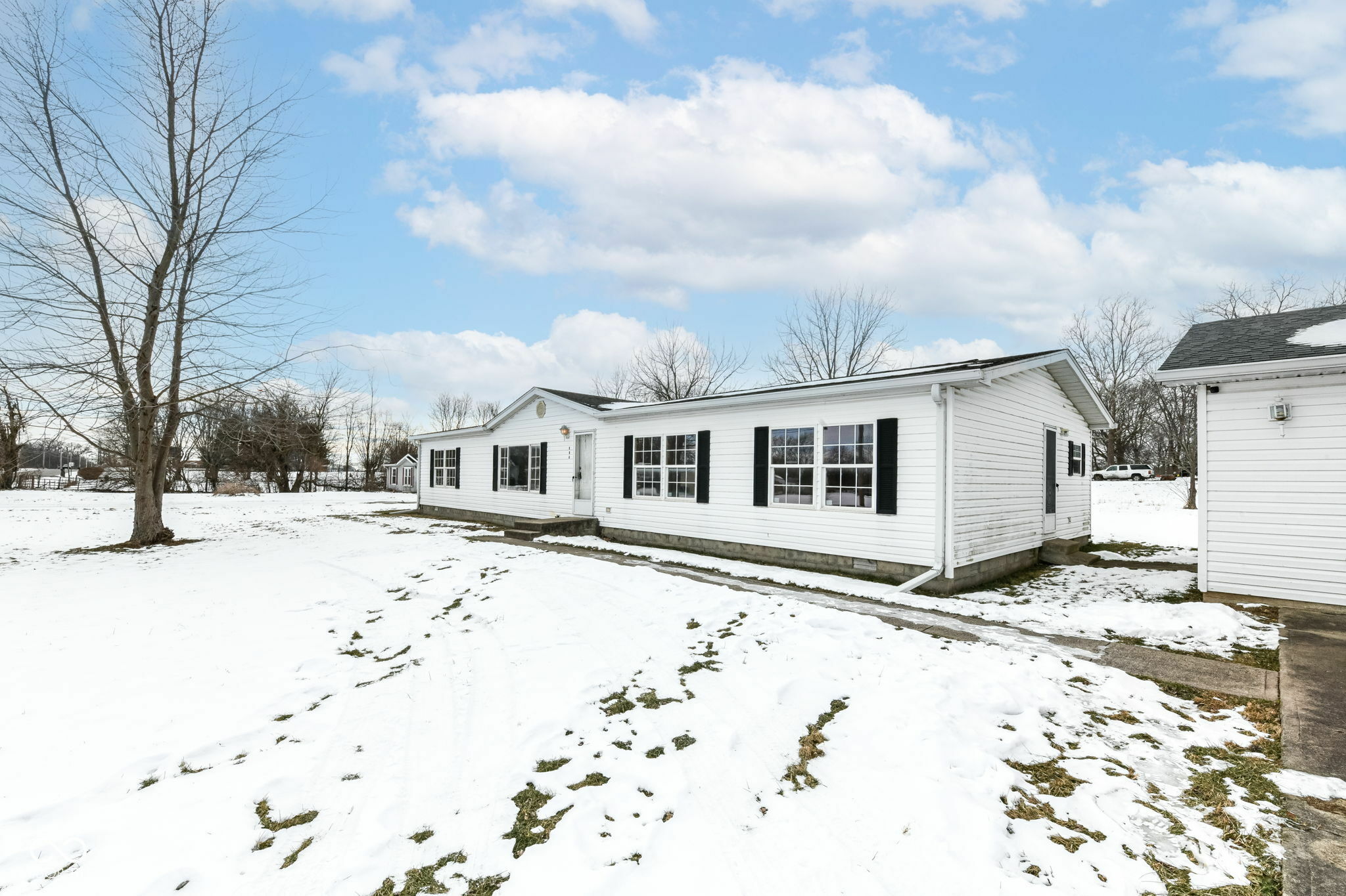 Property Photo:  806 Indiana Avenue  IN 46001 