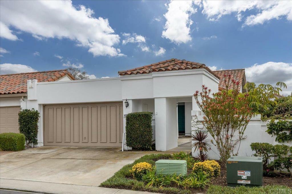 Property Photo: 4898 Galicia Way CA 92056