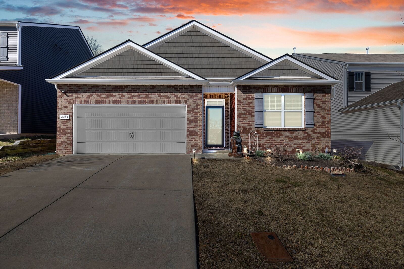 Property Photo:  2033 Carefree Ln  TN 37013 