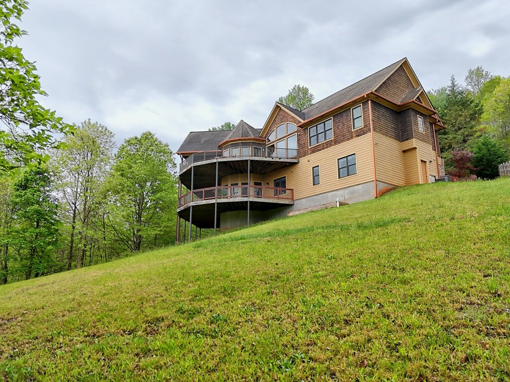 Property Photo: 4431 Furman Gribble Road GA 30582