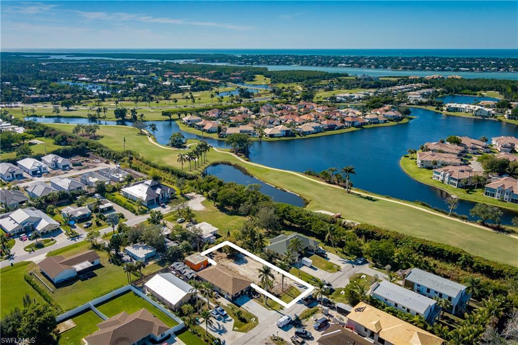Property Photo: 2528 Storter Ave FL 34112