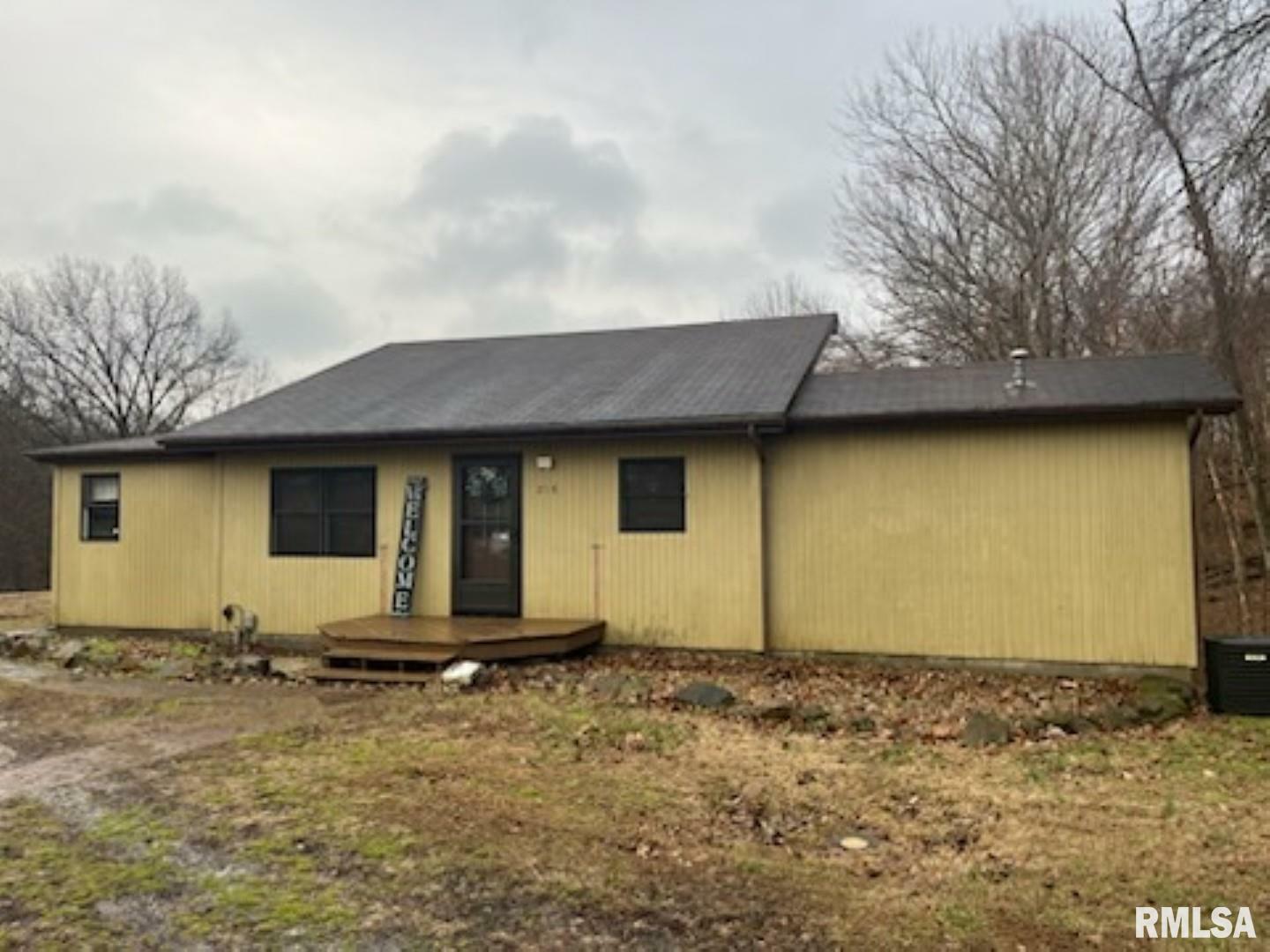 Property Photo: 218 Arizona Road IL 62903