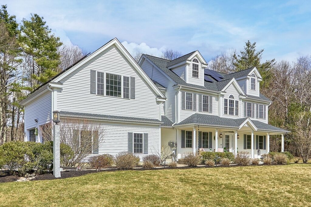 Property Photo:  293 Reservoir Road  MA 01462 